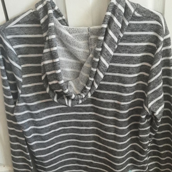 Feathers large pullover jacket - Picture 3 of 4